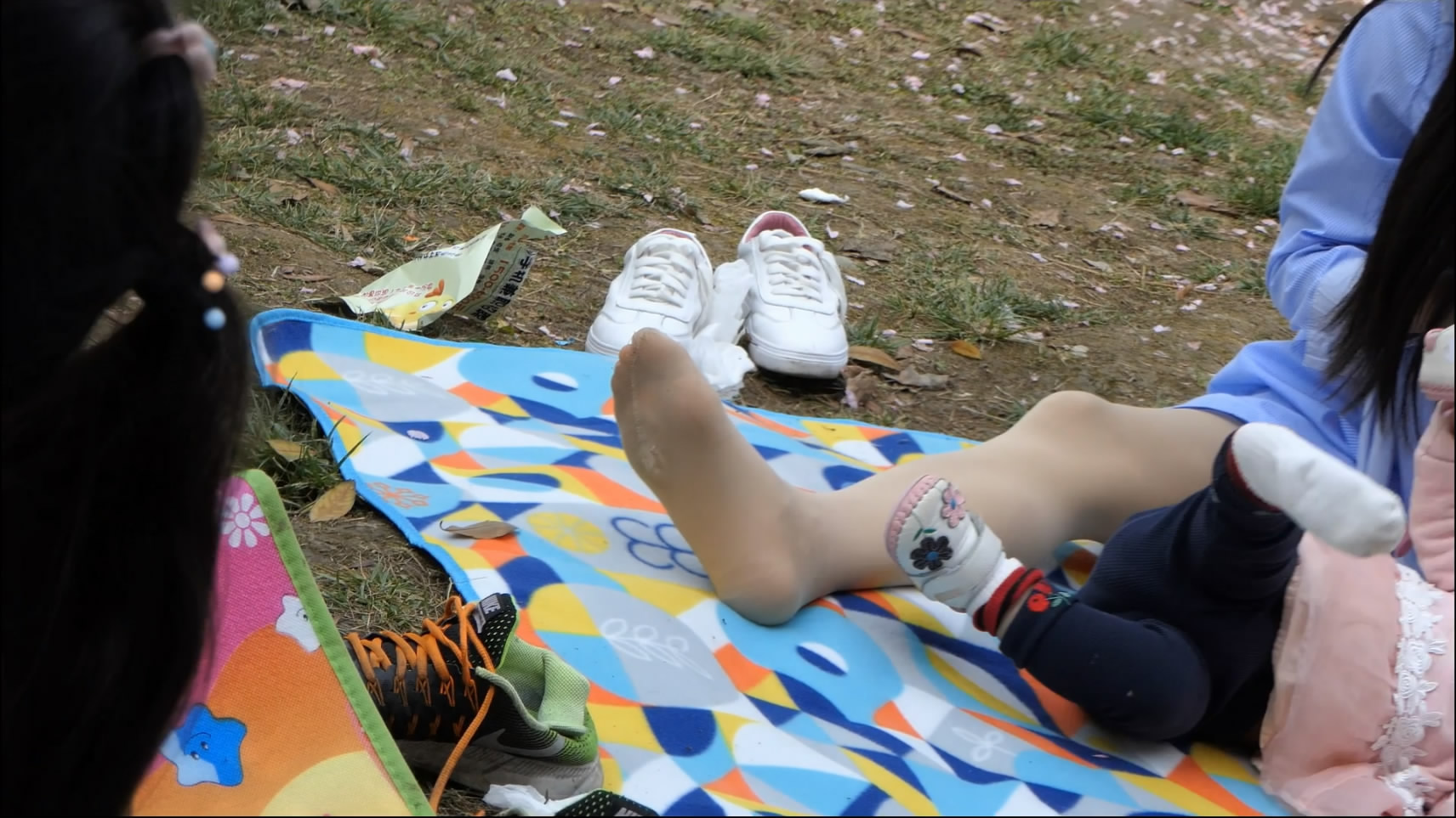 streetsnapnylon[00 00 33][20181208 230131 5]